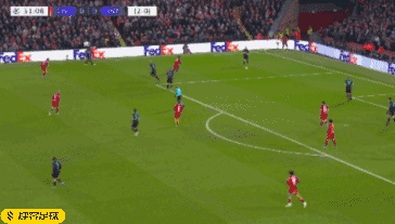 意甲劲旅末分钟遭绝杀，主帅怒斥裁判