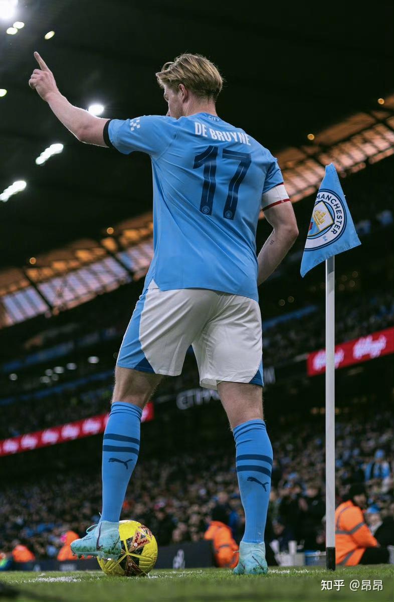 记者：国脚王钰栋有望拿下今年国内球员最重磅奖项