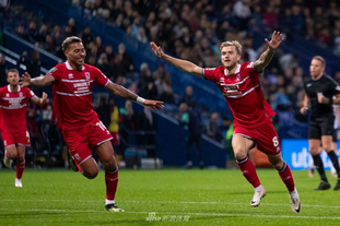 索默：我会弹吉他和钢琴；退役后我应该不当教练，压力太大了