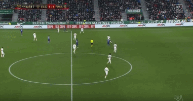 杜兰特关键时刻连得10分带队取胜