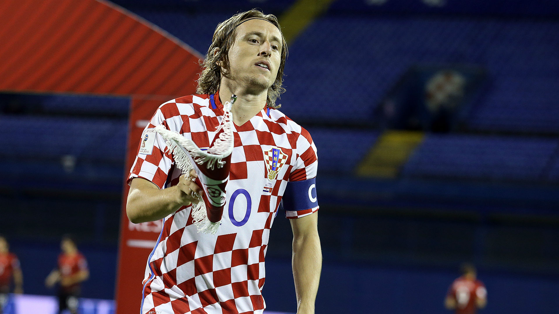 浙江队长比佩尼亚更香！大连别签长约了 弗兰克：首选中超 我的自律与生俱来