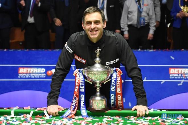 新的足球哲 新的足球哲